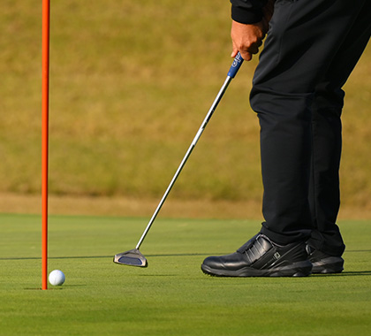 福岡地行サポートプロによるパッティング・アプローチコーナー